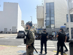 Militares piden a Defensa una compensaci&oacute;n econ&oacute;mica para los desplegados en Ceuta como la aprobada para polic&iacute;as