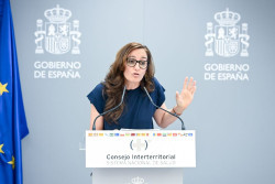M&oacute;nica Garc&iacute;a anuncia que visitar&aacute; Ceuta para nada siguen deambulando los invasores por las calles de Ceuta