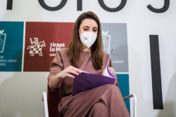 Montero dice que la culpa de la situación de la mujer lo tiene el sistema judicial patriarcal.