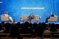 Obispos se "alegran" del decreto de regularizaci&oacute;n y &Aacute;lvarez de Toledo (PP) afea que "beatifica" a todos los migrantes