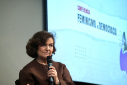 Otra paracaidista del gratis total,Carmen Calvo, inaugura este lunes un curso sobre el Consejo de Estado en la UIMP