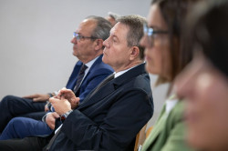 Page, "de piedra" ante la imputaci&oacute;n de Zapatero, asegura que nunca le vio "obsesionado con el dinero"
