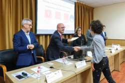 Pascual aboga por fomentar la formación sanitaria para afrontar los retos de la gestión y dirección hospitalarias