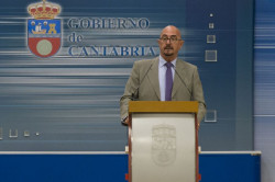  Pascual asegura que el Gobierno no tiene intención de cerrar ningún consultorio médico en Cantabria