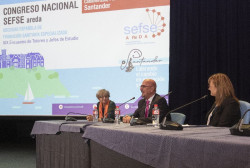 Pascual destaca los retos a los que se enfrenta la profesión médica en estos años de cambios