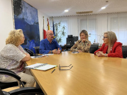 Pascual se compromete a dar más voz a los pacientes en la toma de decisiones del ámbito de la salud