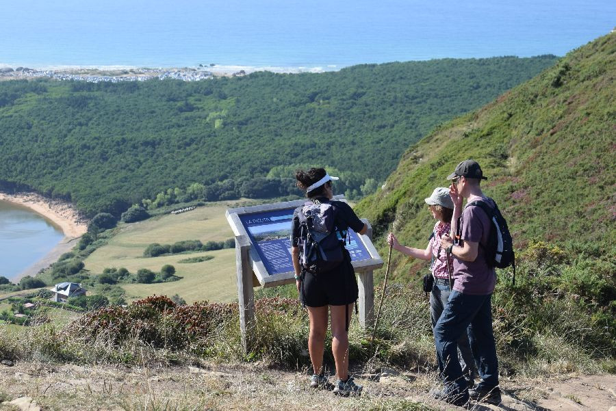 Pi&eacute;lagos inaugura ma&ntilde;ana la temporada de sus rutas guiadas que incluyen una salida por la ribera del Pas