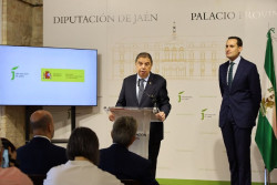 Planas defiende el apoyo del Gobierno al campo ante el alza de costes: "Est&aacute; haciendo lo que est&aacute; en su mano"