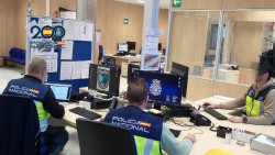 Polic&iacute;as critican la regularizaci&oacute;n de migrantes por el "posible colapso y falta de verificaci&oacute;n real de antecedentes"