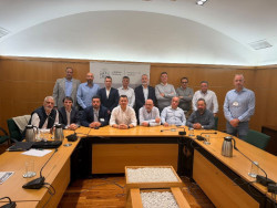 Polic&iacute;as y guardia civiles abandonan la sede de Interior tras ser "desalojados" y "ninguneados" por el Gobierno