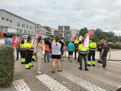 Por la huelga en DIAVIDA los pacientes tienen que coger el Bus
