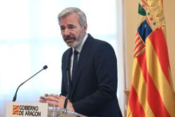 PP y Vox cierran un pacto de gobierno en Arag&oacute;n para investir presidente a Jorge Azc&oacute;n