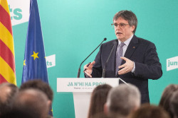 Puigdemont afirma que las v&iacute;ctimas del 17A "merecen el derecho a saber toda la verdad" del caso