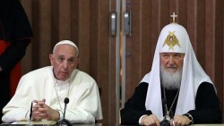 ¿Qué hay detrás de la actitud pasiva del Papa en la guerra Rusia-Ucrania?   Por Carlos Magdalena 