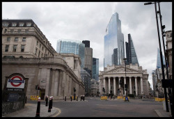 Reino Unido se acerca a los 3.000 muertos por coronavirus tras sumar 569 fallecimientos en un d&iacute;a