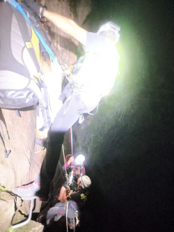  Rescatado un valenciano de 29 a&ntilde;os que qued&oacute; colgado a 30 metros mientras rapelaba en una v&iacute;a ferrata de Ramales