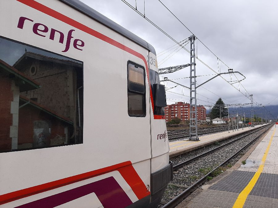 Restablecida la circulaci&oacute;n de trenes entre Reinosa y B&aacute;rcena