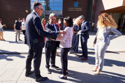 Revilla negociar&aacute; para que los PGE incluyan la deuda restante de Valdecilla que ya ten&iacute;a que estar pagada