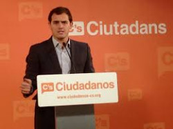Rivera  gana  las  primarias  del  PSOE