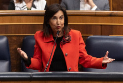 Robles pide expresamente a Armengol que autorice la comparecencia de la directora del CNI en la comisi&oacute;n de secretos