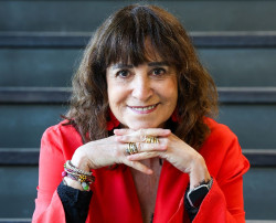 Rosa Montero recibe el Premio Liber 2025 a la autora hispanoamericana más destacada