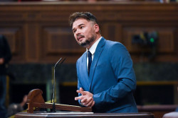 Rufián ve un "error" las "buenas palabras" de Sánchez a Junts y recuerda: "Rompen con el PSOE por intereses ideológicos