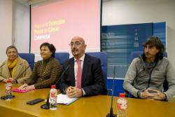 Salud prevé realizar el cribado de cáncer de colon a 146.000 cántabros en dos años