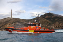 Salvamento Mar&iacute;timo rescata a 19 inmigrantes en una embarcaci&oacute;n a la deriva en Cabo de Palos