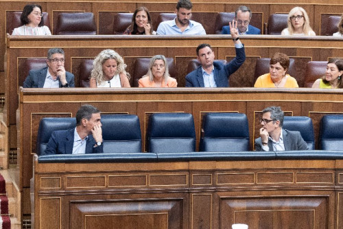 S&aacute;nchez pasa  que la mayor&iacute;a del Congreso le pida cuesti&oacute;n de confianza