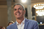 S&aacute;nchez quiere comprar el voto de sus socios para aprobar los PGE a costa del resto de los espa&ntilde;oles