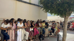 S&aacute;nchez quiere enviar 500 ni&ntilde;as que han llegado ilegalmente  de Ceuta con la oposici&oacute;n de Bruselas y de las CCAA a la Pen&iacute;nsula