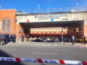 S&aacute;nchez visita durante dos horas y media el centro de control H24 de Adif junto a Puente muy protegidos