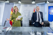 Sanchez y su Gobierno se desvinculan de Leire Díez y dicen que actuaba como periodista y no como socialista no la denunciará