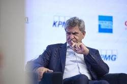 Santander señala que la compra de TSB "no tiene nada que ver con lo que haga o deje de hacer la OPA" de BBVA