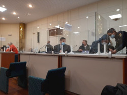 Solo uno de los tres acusados por la muerte del anciano en el garaje lo admite pero asegura que no fue su "intenci&oacute;n"