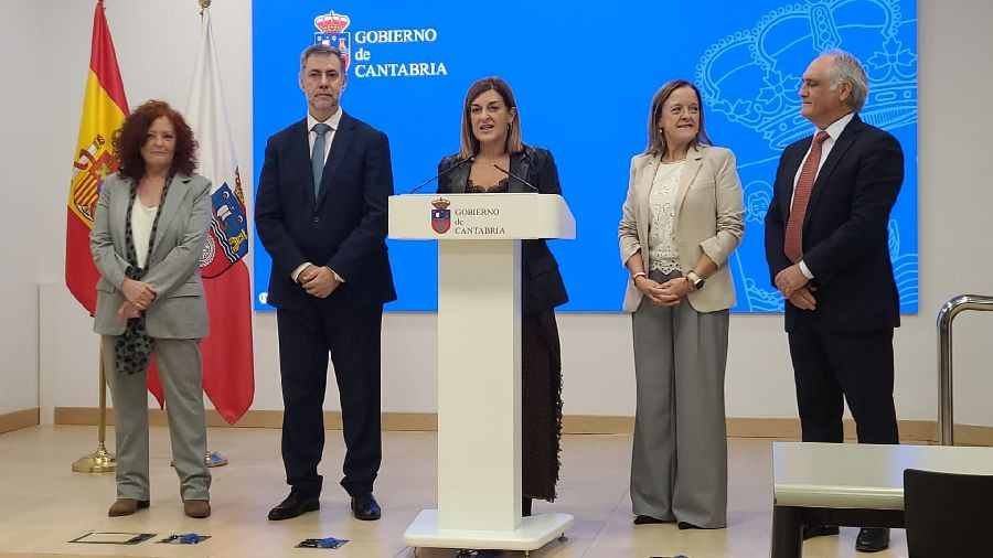 Tamara Gonz&aacute;lez sustituye a Mart&iacute;nez Abad al frente de la Consejer&iacute;a de Cultura, Turismo y Deporte
