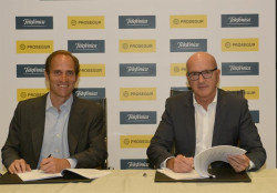 Telefónica adquiere el 50% del negocio de alarmas de Prosegur en España por 300 millones