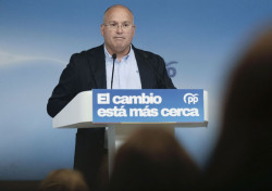 Tellado acusa al PSOE de no querer que se investigue "su corrupci&oacute;n masiva" y sostiene que la democracia ganar&aacute;