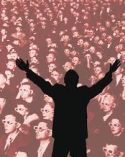 Teóricos, políticos, necios y populistas