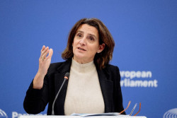 Teresa Ribera asegura que a EEUU "tampoco le interesa" romper relaciones comerciales con la UE
