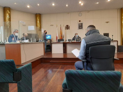 Testigos del accidente oyeron "el rugido" de un motor, un "impacto enorme" y vieron "volar" al herido