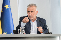 Torres sigue con declaraciones confusas y no env&iacute;a a los marroqu&iacute;es a su pais