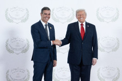 Trump interpela a Sánchez por el gasto en defensa: "¿Estáis ya trabajando con el tema del PIB?"