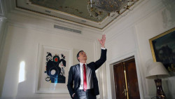 Tus mentiras, nuestros muertos, por Jes&uacute;s Salamanca Alonso