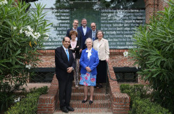 Un ensayo del Pedro Mart&iacute;n Aguilar se alza con el XXIV Premio Internacional Gerardo Diego