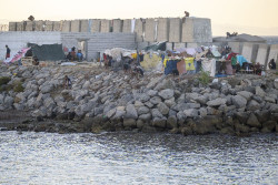 Un sargento herido y cuatro marroqu&iacute;es detenidos tras un "ataque" a militares en Ceuta