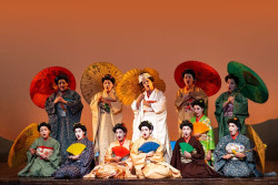 Una Madama Butterfly "sobria, elegante y ex&oacute;tica" agota las entradas en Santander