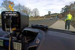 Una mujer de Reoc&iacute;n se da a la fuga tras ser cazada por un radar a m&aacute;s de 190 km/h a la altura de Polanco