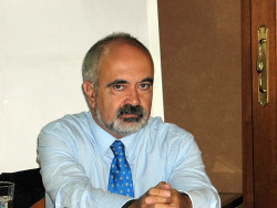 Una teor&iacute;a de la clase pol&iacute;tica espa&ntilde;ola por Cesar Molinas