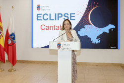  Urrutia destaca la "absoluta normalidad y el civismo" de los ciudadanos durante la jornada del eclipse